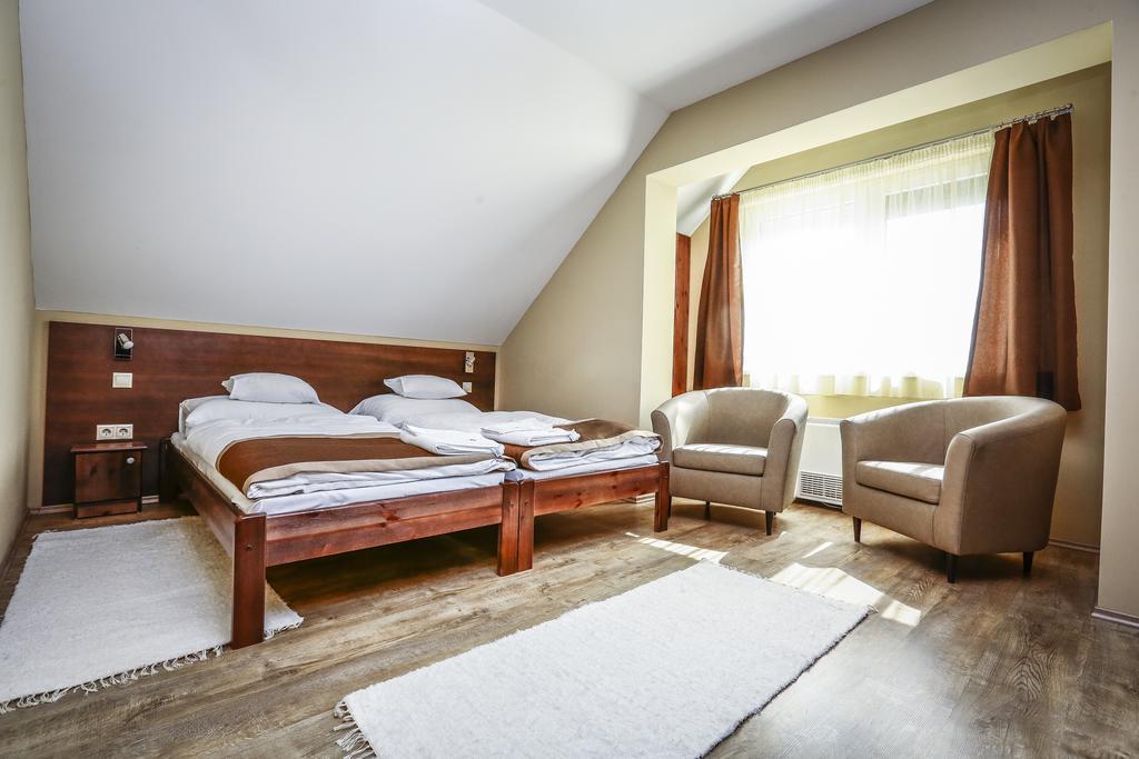 Hotel Granatalma Vendeghaz Fehérvárcsurgó Pokój zdjęcie