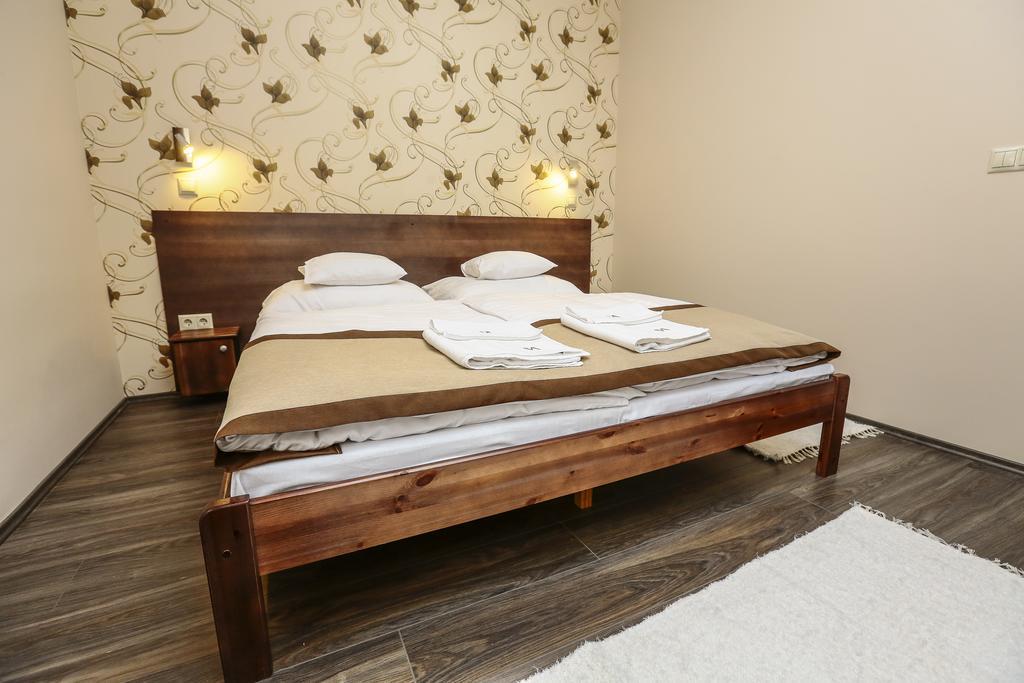Hotel Granatalma Vendeghaz Fehérvárcsurgó Pokój zdjęcie