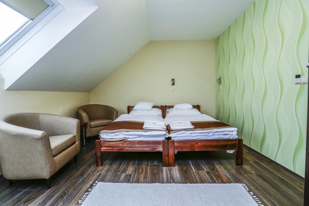 Hotel Granatalma Vendeghaz Fehérvárcsurgó Pokój zdjęcie
