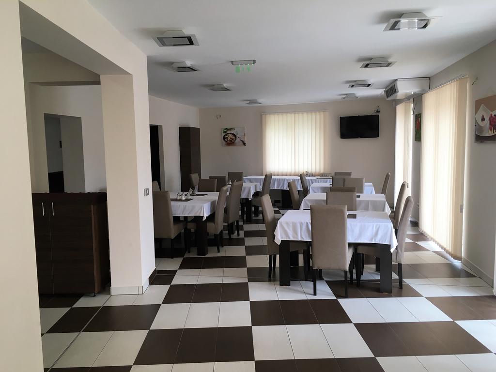 Hotel Granatalma Vendeghaz Fehérvárcsurgó Zewnętrze zdjęcie